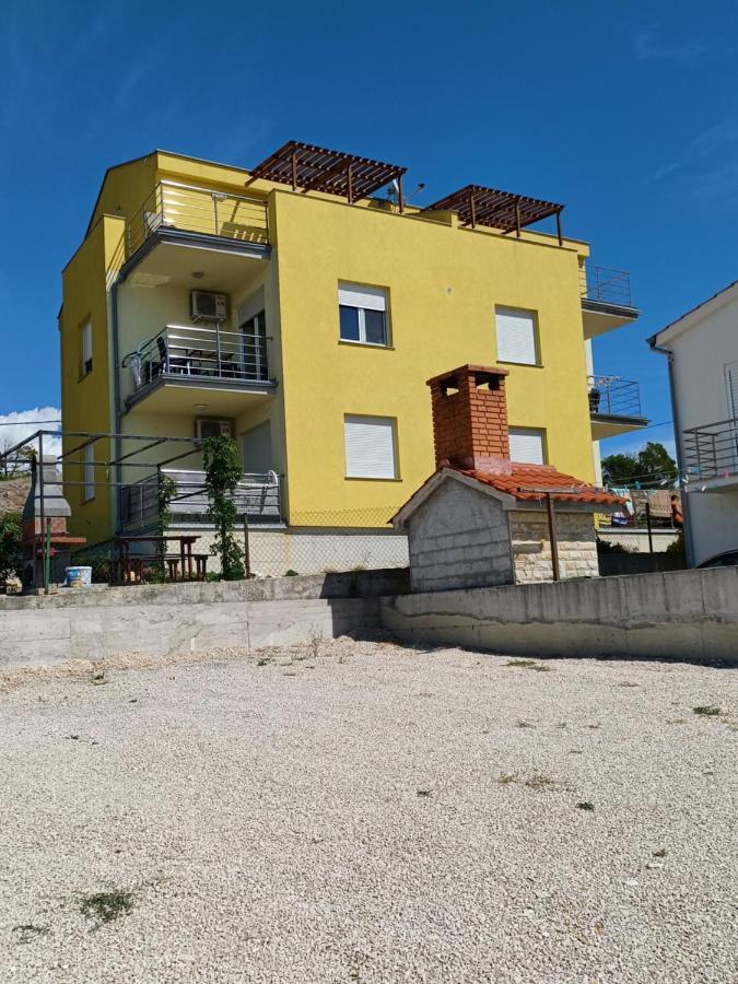 Apartmani Suncev Sjaj Rtina Kültér fotó