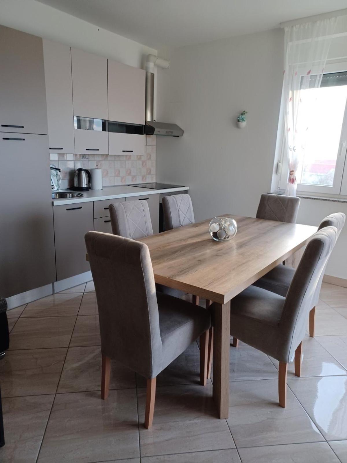 Apartmani Suncev Sjaj Rtina Kültér fotó